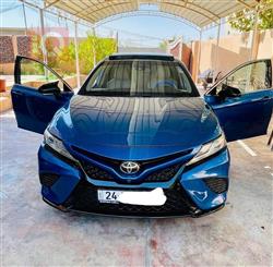 تۆیۆتا کامری